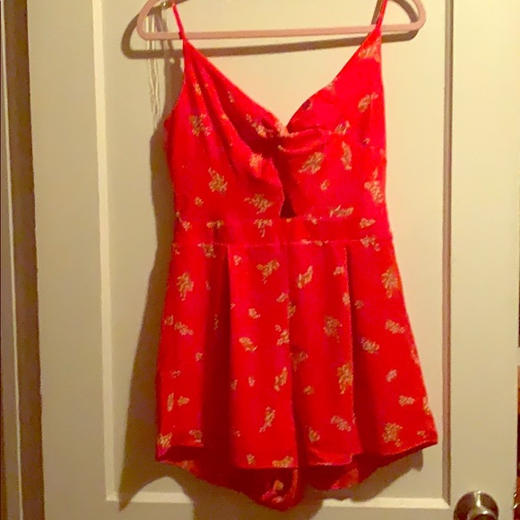 Romper - Picture 1 of 4